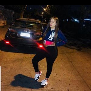 Meet your Posher, Sofia